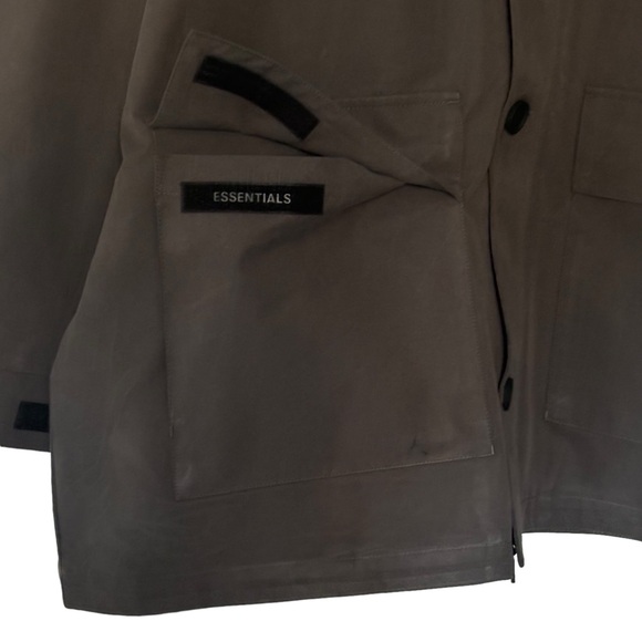 NWT FEAR OF GOD ESSENTIALS Barn Jacket Iron M - Picture 13 of 15